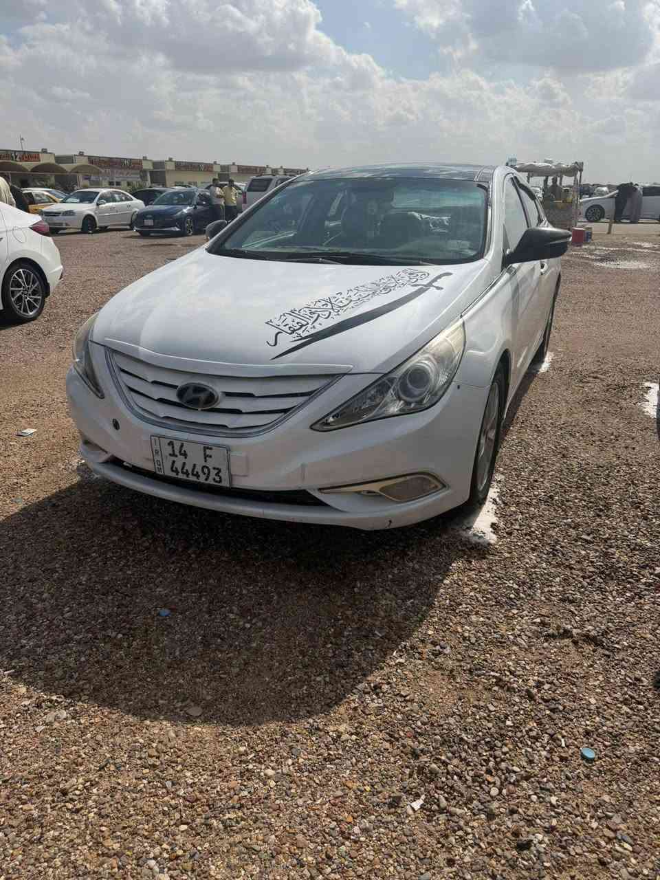 سوناتا 2011 فول مواصفات مصبوغه جماليه مكفول من الضربه مكينه وكير كفاله . مكينه توني مبدلها جديده 2400 خليجي دوش حداديه جديده تخم تاير جديد سنويه تنتهي بشهر ال5
السعر 105 
***********
