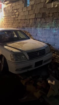 ابيض صدفي • حادث • محرك مضمون