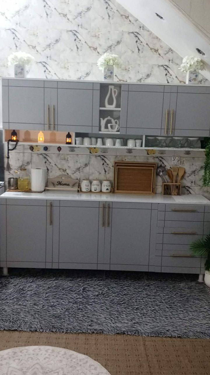 كاونتر MDF خشب مترين ارضي وملحق مع سنك متر و20 مرمر . السعر 275 الف شغل مجرات


**إذا كنت صاحب هذا الإعلان وتريد حذفه لأي سبب، رجاءا أرسل رسالة إلى الدعم الفني**