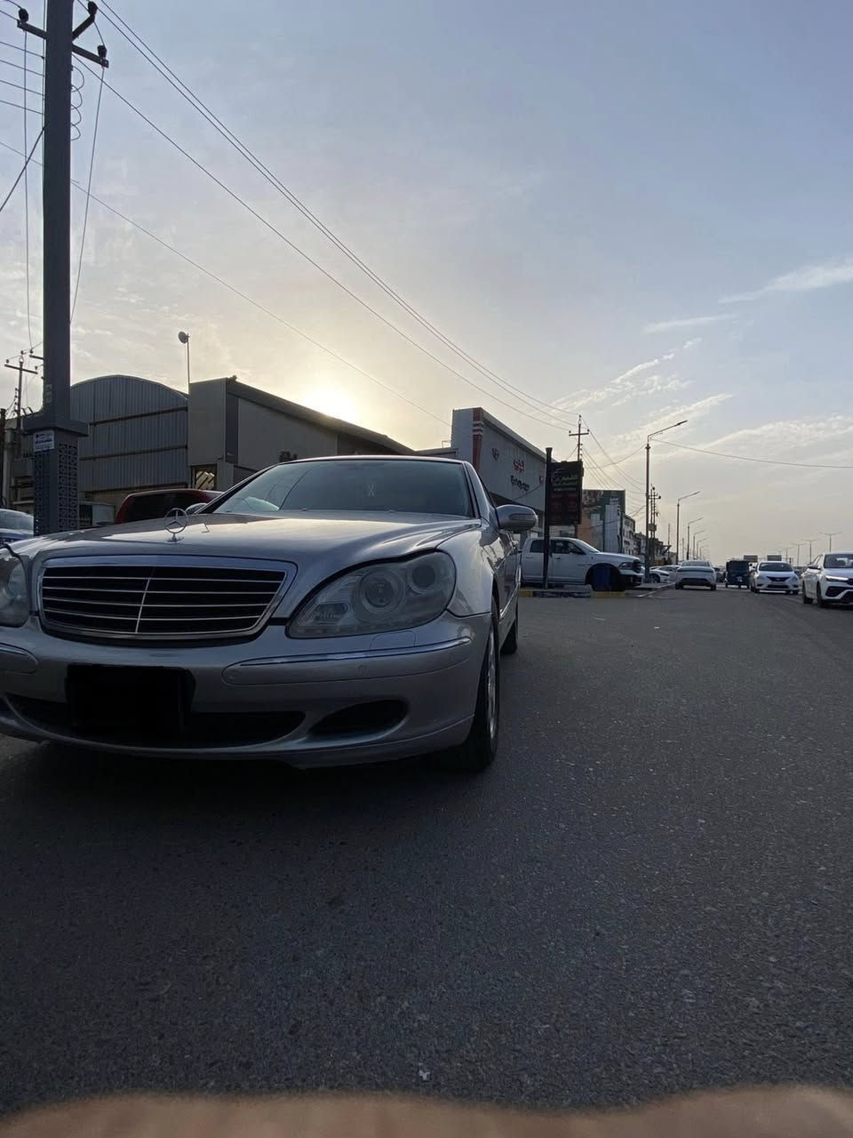 مارسدس غواص 2001 اصل رقم بصره الدولي ب اسمي تحويل مباشر مكينه 8 سلندر جاهزه مكينه كير تبريد حداده ما بيها نقص فول مواصفات مواصفاتها معروفه ما يحتاج اذكرها مكاني بصره 110 بيها مجال قليل للشراي 
***********
