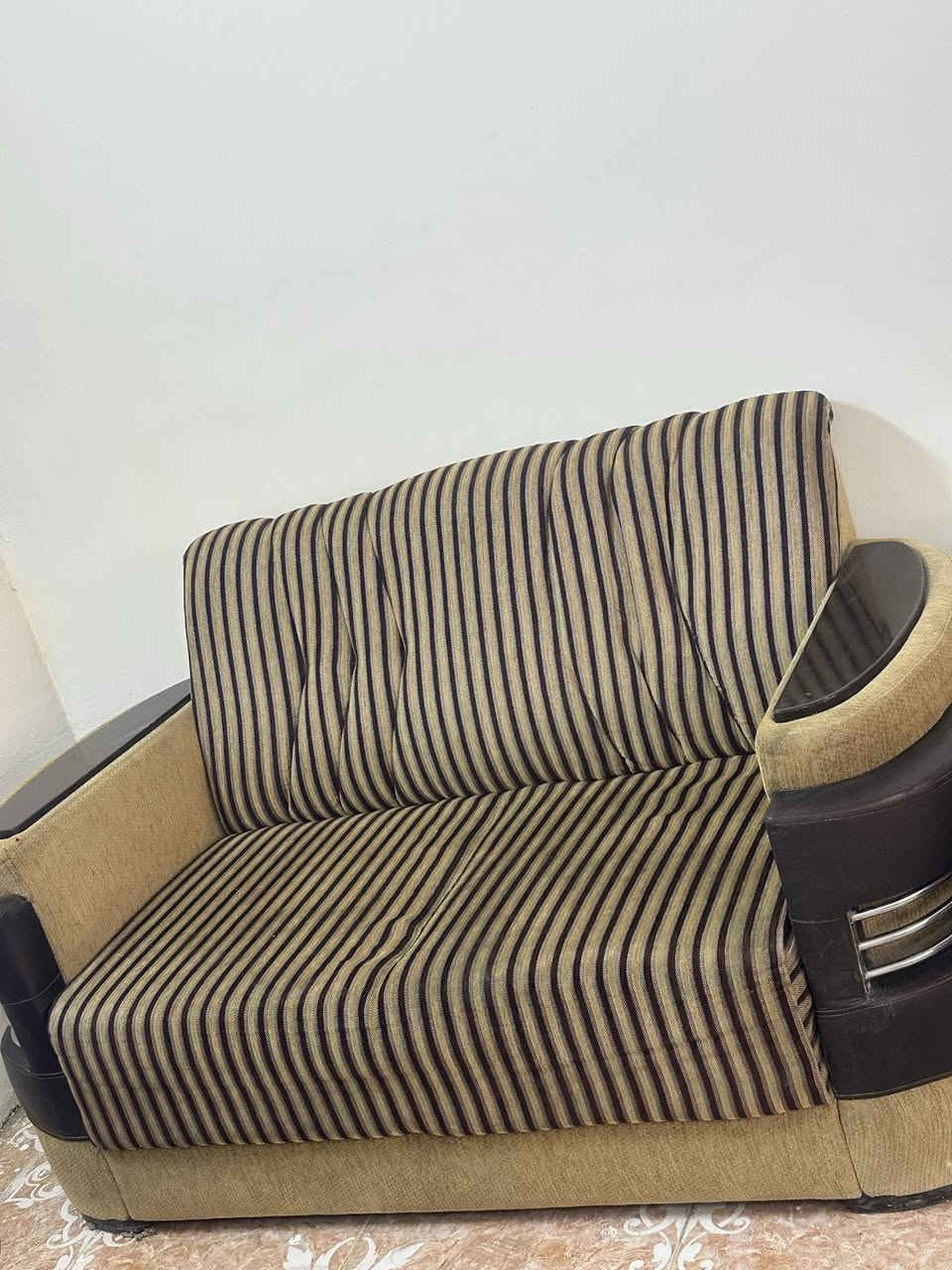 اغراض وتخم للبيع كلشي وسعره @إشارة


**إذا كنت صاحب هذا الإعلان وتريد حذفه لأي سبب، رجاءا أرسل رسالة إلى الدعم الفني**