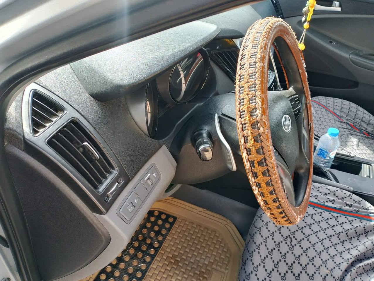 السلام عليكم سوناتا مديل ٢٠١٣سياره خليجي كفاله من الضربه والصبع والتبديل سياره جازه مكينه دوش السعر ١٢٠وبيه مجال العنوان البصره القبله حي بغداد الرقم *********** البصرة, العراق
