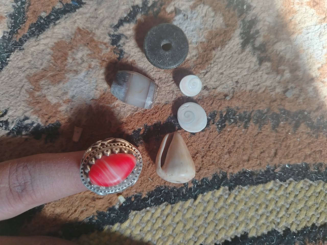 للبيع كلهن شلع ب150الف شرط مال گاعنه والخاتم فضه 925وينهم الجنايه


**إذا كنت صاحب هذا الإعلان وتريد حذفه لأي سبب، رجاءا أرسل رسالة إلى الدعم الفني**