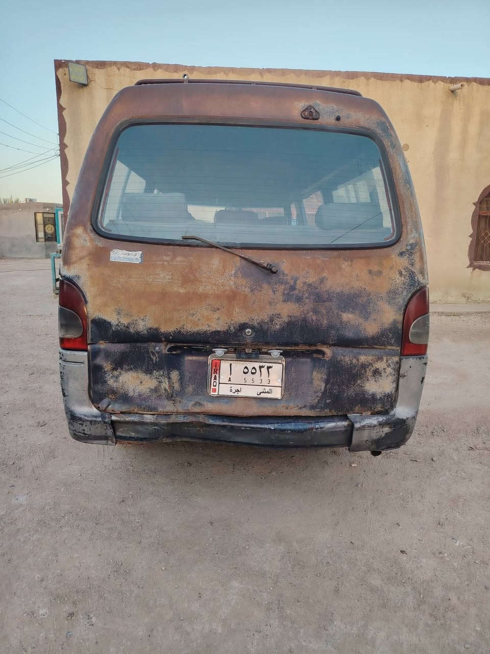 للبيع كيه هونداي مديل 94 سياره جاهزه كير محرك جدد تواير جدد كهربايات كله شغاله السياره بسمي امداور يمته مايعجبك السعر 25 وبيه مجال مكلف بل نشر  للستفسار رقم صاحب السياره  ***********
