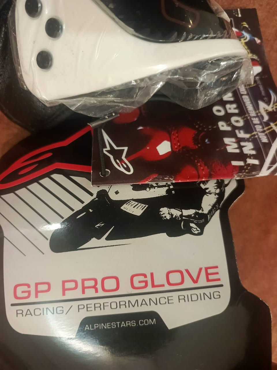 قفازات ماركة عالمية GP PRO بعده بالنايلون ابيعها 39الف وبلعافية للشراي


**إذا كنت صاحب هذا الإعلان وتريد حذفه لأي سبب، رجاءا أرسل رسالة إلى الدعم الفني**