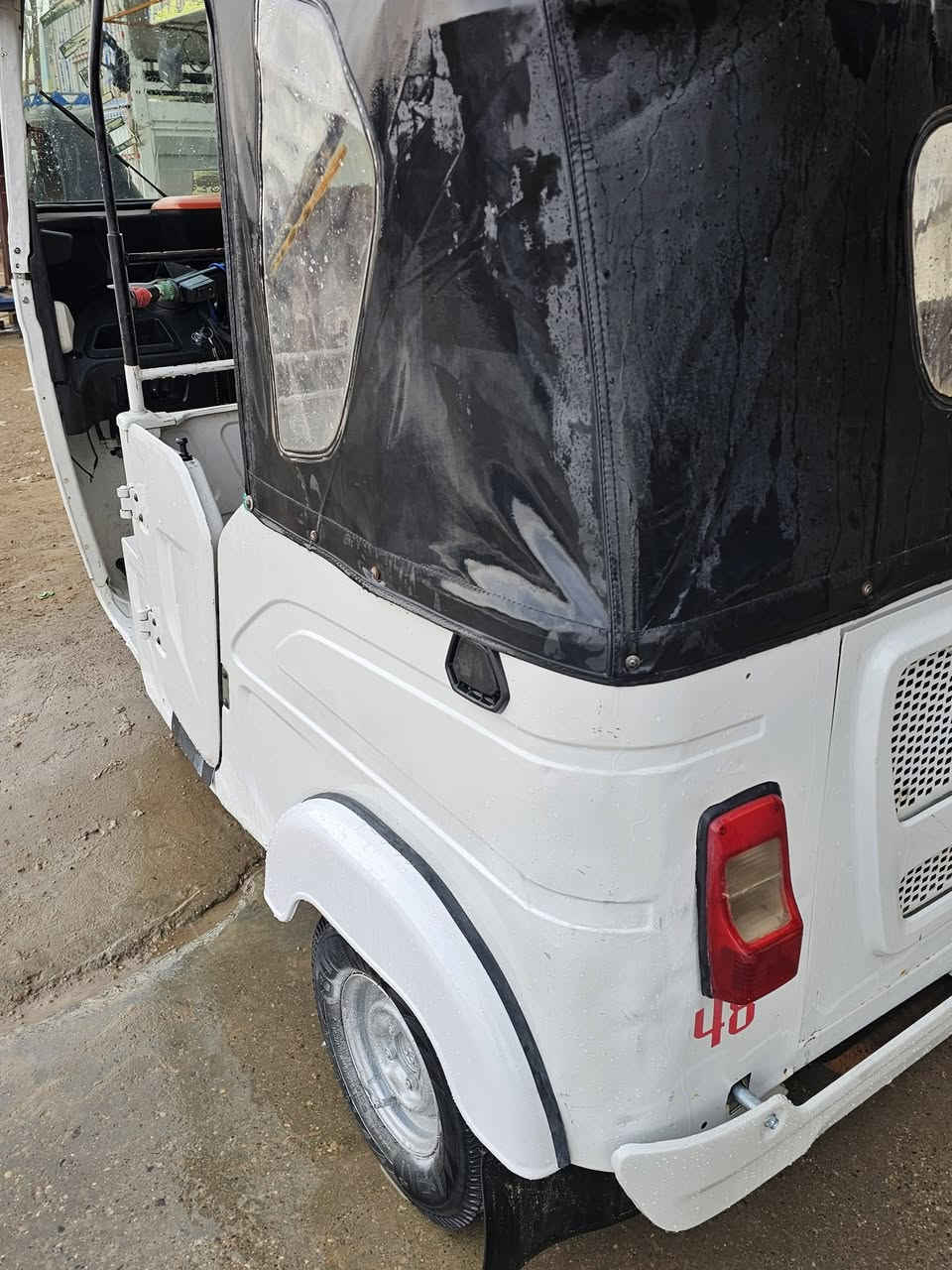 السلام عليكم تيك توك نظافه 100% كفاله عامه موديل 21 سعر 8ثمانيه وبيها مجال رقم ديالى تحويل  ***********
