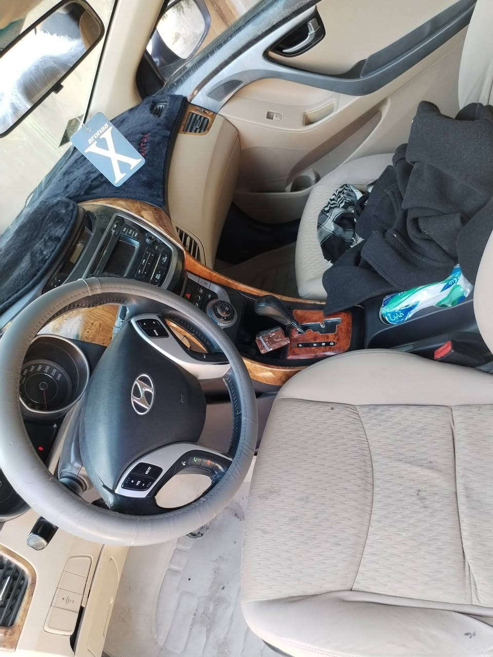 الانتره 2014. تحويل او وكاله بيها صبغات وشاصي الامامي شويه مليوح من جهت السايق من كدام محرك 1600 نضيف جاهزه مكاني طويريج بيع او مراوس سعرها 85 ***********
