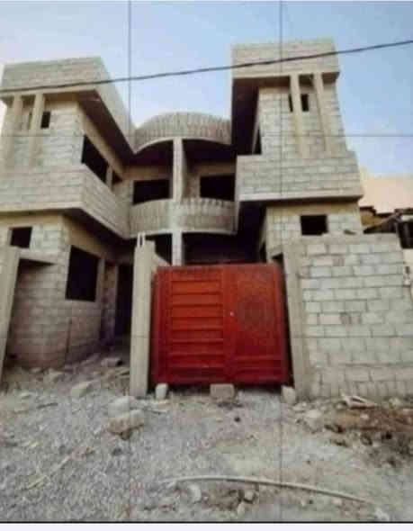 ادمن وافق من فضلك
#هيكل للبيع 🏡
#سند طابو ملك صرف
#مساحة ١٠٠م واجهة ٥ طابق ونص 
#سومر ١١٢ يبعد فرعين عن شارع السايدين 
#غرفتين نوم ٢ +هول+ استقبال+ مطبخ عدد ٢ مشتملات عدد ٢+كراج سيارة + بلكونة + سطحين
#خدمات كاملة تبليط وماء وكهرباء ومدارس 
#السعر ٦٥ مليون فقط
الاتصال على الارقام التالية  
***********
***********
