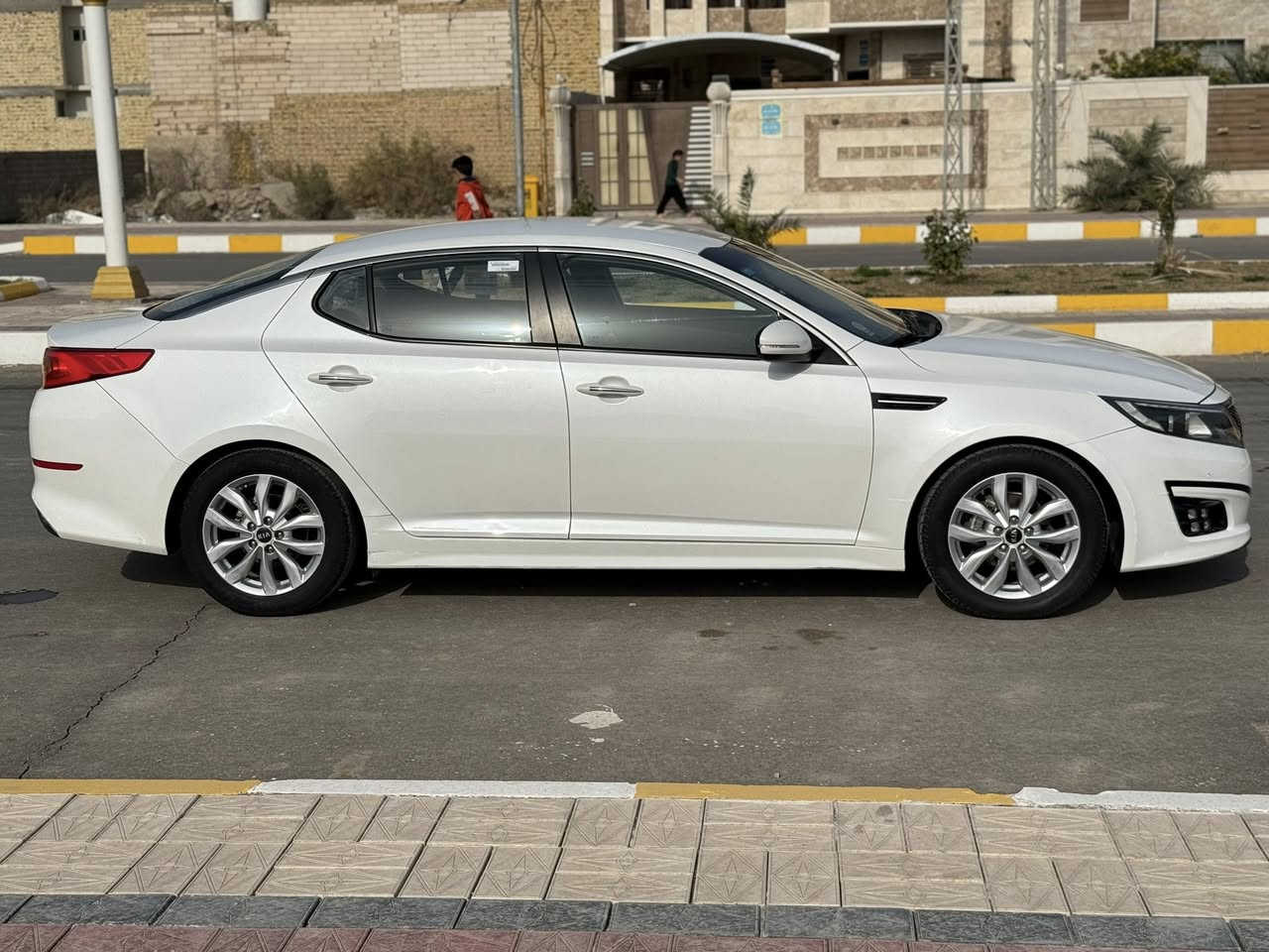 السلام عليكم
كيا اوبتيما 2014 رقم بغداد تحويل مشروع وطني سنوية 28 باسمي رقم دولي هزة جديد خليجي مكفولة ضربة وتبديل وفتح جاملغ امامي صبغ وطرف بنيد والباقي كفاله ماشية 160 محرك 2000 دوش مامفتوح شرط مواصفات تحكم جهتين إشارة بل مري 5 ويل كب حجم 17 تبريد قطعيتن شفتات حساس امامي وخلفي سيارة جديدة وجاهزة كلش تخم تاير وتبريد وحدادة مكفولات مكانه ناصرية
***********
سعره 145
