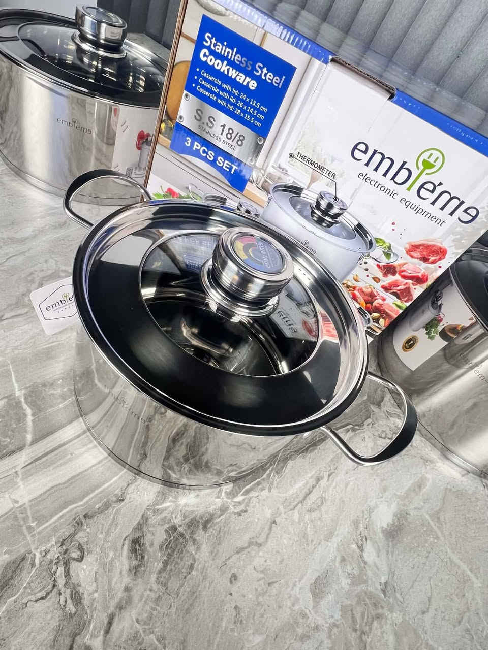 ✨ سيت قدور ستيل ثلاثي ✨
من ماركة Emblem الأصلية
ستانلس ستيل صحي 18/8 – جودة تدوم 👌
✔️ توزيع حراري ممتاز
✔️ لا يصدأ ولا يتغير لونه
✔️ مناسب لكل أنواع الطبخ
✔️ أغطية زجاج حراري محكمة
📦 السيت يتكون من 3 قدور بالمقاسات:
🔸 24 سم
🔸 26 سم
🔸 28 سم
مثالي للطبخ اليومي والعزائم 👩‍🍳🍲
🚚 توصيل متوفر
📍 العنوان: كربلاء المقدسة – حي الموظفين – شارع مدرسة جمانة
📞 للحجز والاستفسار: ***********

