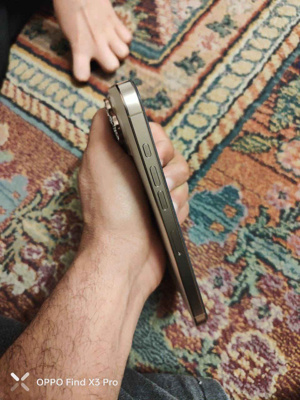 256G ,  شرق اوسط يدعم شريحة
نظافة 100% ، استخدام قليل ، صحة البطارية 94% ، مستبدل شاشة وبطارية اصليات درجة اولى ، مع لاصق شاشة وحافظتين جدد واير شحن كلهن اصليات ، مليون و50 فقط . او مراوس vivo x300 أو بورا 80 الترا


**إذا كنت صاحب هذا الإعلان وتريد حذفه لأي سبب، رجاءا أرسل رسالة إلى الدعم الفني**