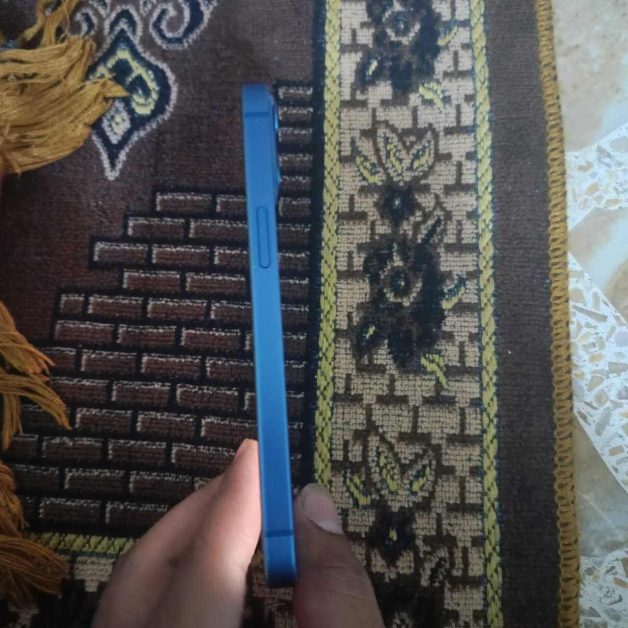 ١٣ عادي بطاريه مثل ماموضح بصوره   ٩١ ذاكره ١٢٨ تك شاشه اصليه ادفع سعر ؟ عجبني أبيعك


**إذا كنت صاحب هذا الإعلان وتريد حذفه لأي سبب، رجاءا أرسل رسالة إلى الدعم الفني**