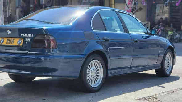 Bmw 2002
525 iA دەبڵ دیجیتەڵ

گێڕ ئۆتۆماتیک

سەیارەکە عام بۆیاخە بۆ جوانی بێ دەعم

سەیارەکە زۆر پاک و جوانە

250 مەسرەفی تیانیە 

مەنەفێست ایبراهیم خەلیل 

سعری/38مەجال

شوێن/چەمچەماڵ

0770 159 6106

0750 159 6106
