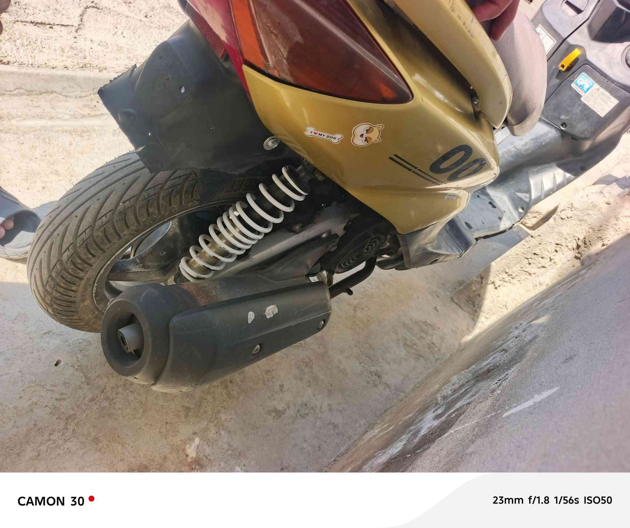 سكنس للبيع كلجات رياضي زوج تايرات جدد كهربائيات شغاله السعر 350بيهة مجال مكاني بعقوبه ***********
