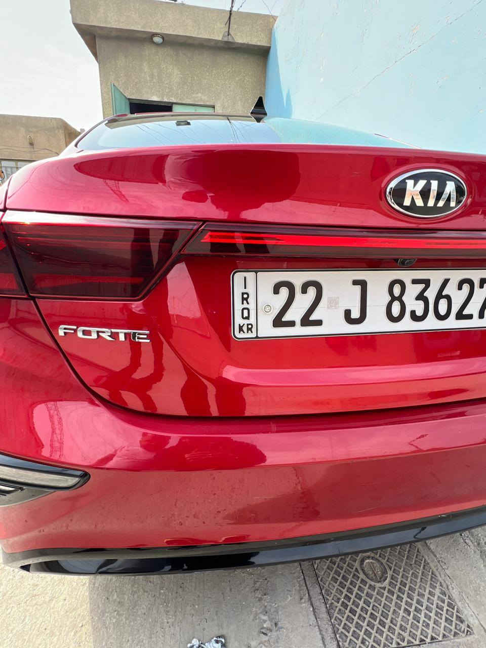 السلام عليكم
فورتي موديل 2021

1_مكينه 2000 دوش 
2_تحكم استيرن 
3_حساسات أماميه خلفيه 
4_السياره ليبل واحد بس البنيد مبدل 

السعر 130 وبيه مجال 

رقم الهاتف 《***********》
