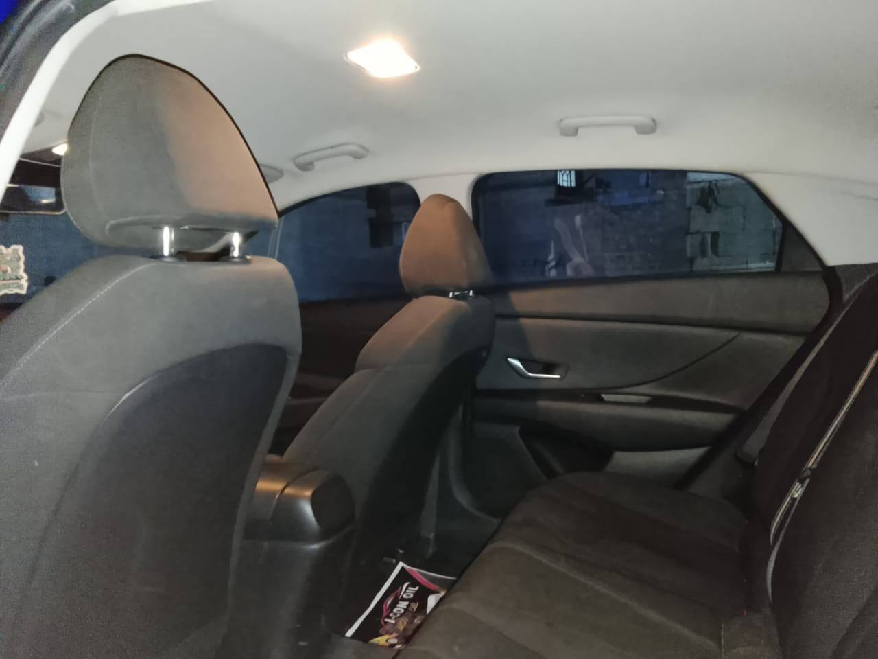 السلام عليكم
النترا 2023 
رقم شمالي 
باسمي 
حادثه بالصور 
المواصفات
بصمه 
تشغيل عن بعد 
رادار عمامه خلفي مانع اصطدام
توقف ذاتي
مرايات نقطه عمياء
شاشه كبيره
ترحيب ابواب
تحديد مسار
اوامر صوتيه
ويل كب كروم
كامره دوره
ثلاث وضعيات قياده
جنطه ذكية
مكان السياره بغداد 
سعر 160 وبي مجال بصيط
غير متواجد على الفيس 
رقم الهاتف ***********

 دواره
