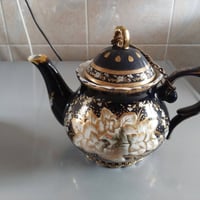 قوري • انتيك • غير مستعمل