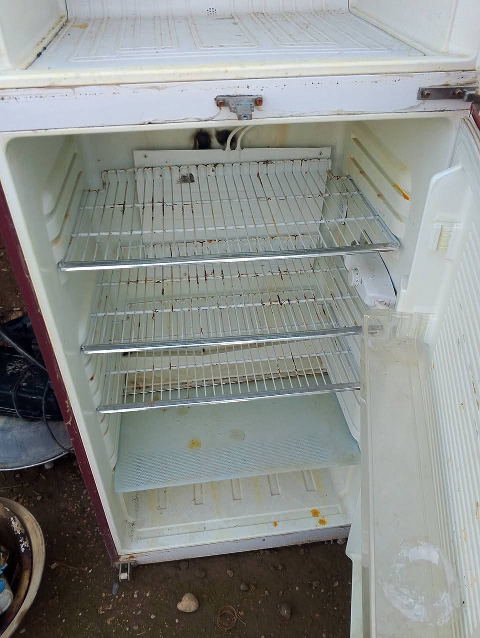 السلام عليكم
غراض مستخدمه للبيع 

الاسعار ع الصور 
توصيل موجود 
اي استفسار خاص 

مكان مسيب 

***********
