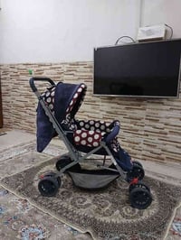 عربة أطفال • قابلة للطي • السليمانية