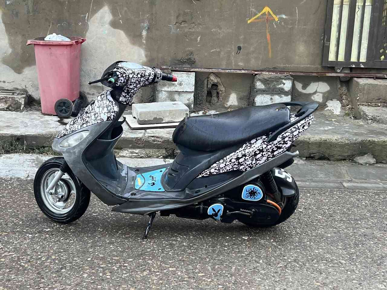 سلام عليكم
ماكس منغولي 

اي عيب ما بي سلف هندر كامل شغال بوشه ٥٥ شلعه ومعدل 

لا صرف ولا بخار لايت شغال بكليات موجود شغال سعر ٤٥٠ وبي مجال  او مراوس حسب القناعه 

رقم ***********
