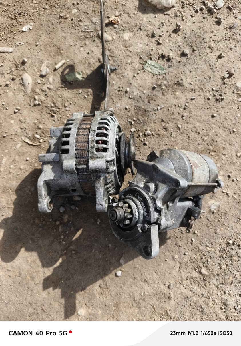 سلام عليكم محرك كروسيده البيع كايم ينقص شغال كلشي مابي ابيعلك هل موجود كامل هوه وتفرعاته حته فنديشن وياهه سعر ٤٠٠ ألف مكاني ديالى ***********
