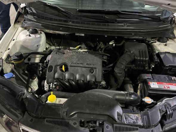 کیا سیراتو مودێل 2012 گێر عادی. بولند ،سقف صندوق. طه رگە .قتعه ونیڤ سبخ بێ داخلی گێرومکینە پاقژن سعر82
*********** دهوك
