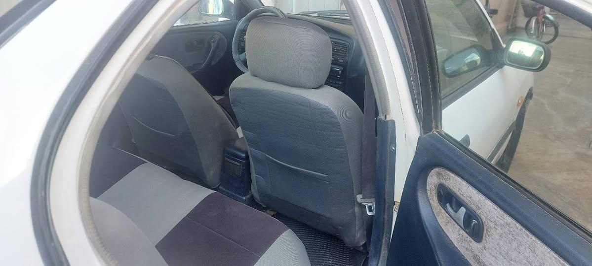 السلام عليكم براميرة موديل 1990 رقم كركوك مشروع وطني صبغ حزام محرك 20 بلادي وبشرط الكير والمحرك والتحويل والغرامات وبيه بطاقة بنزين والسعر مطلوب عليه 40 السيارة ما تحتاج اي مصرف 
***********
