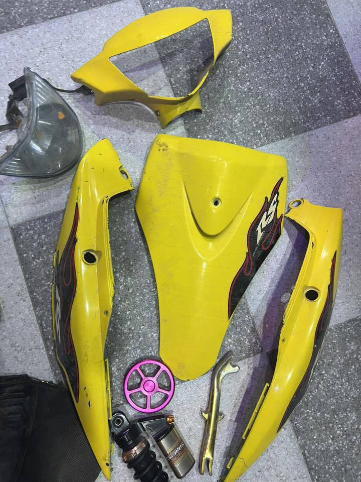 ابيعلك شلعة مابيع قطع كفر اصلي فقط لزكات تجاري بي هاي ثلمة مكسور بلكفر الخلفي مبينة بصور


**إذا كنت صاحب هذا الإعلان وتريد حذفه لأي سبب، رجاءا أرسل رسالة إلى الدعم الفني**