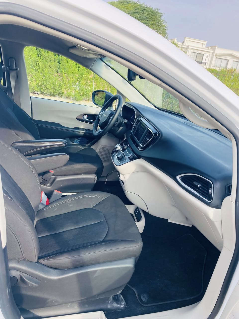 فيوجر موديل 24 رقم اربيل اجره اجره اجره
اربع قطع صبغ حادث خفيف 
ماشيه 40 الف ميل
كشن مخمل 
بصمه تشغيل
أبواب كهرباء اربع بصمات 
صندوق كهرباء
تحكمات استيرن
باقي التفاصيل موجوده بالصور
صور الضرر داخل الصور مع رقم الشاصي
السعر 205 وبيه مجال 
بيع فقط بدون مراوس 
اتصل *********** 
غير متواجد ع الفيس
