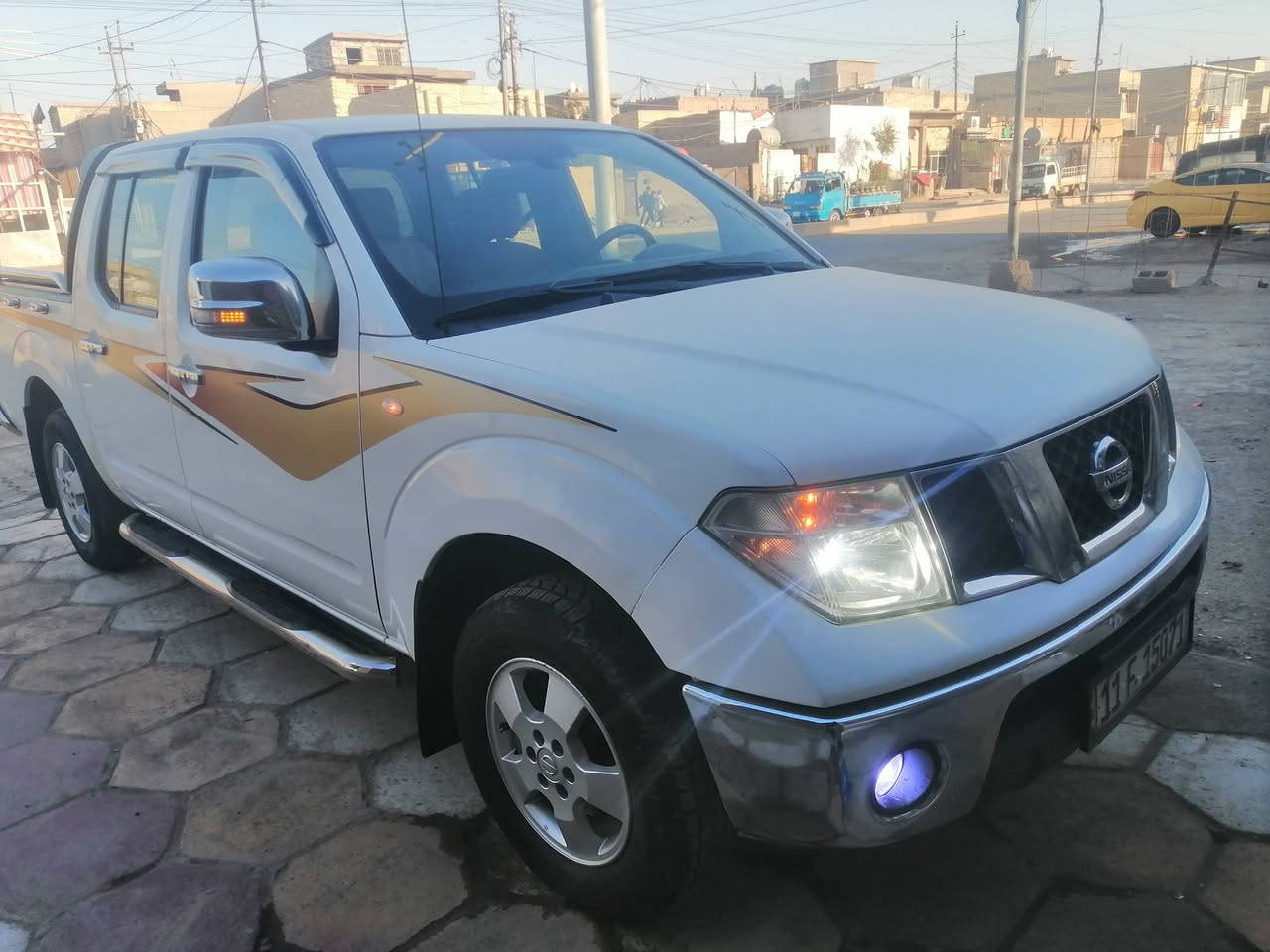 سلام عليكم بيكم نيفاره ٢٠١٣ سياره جديده عل وضع شركه منضومه غاز تبريد شغال صدر خلفي ولا أمامي جديده تخم تاير جديد كير واتماتيك بسمي رقم بغداد انكليزي مكفوله من ضربه صبغ تبديل فتح لايت زنون سنتر الك مكان بغداد رقمي ***********
