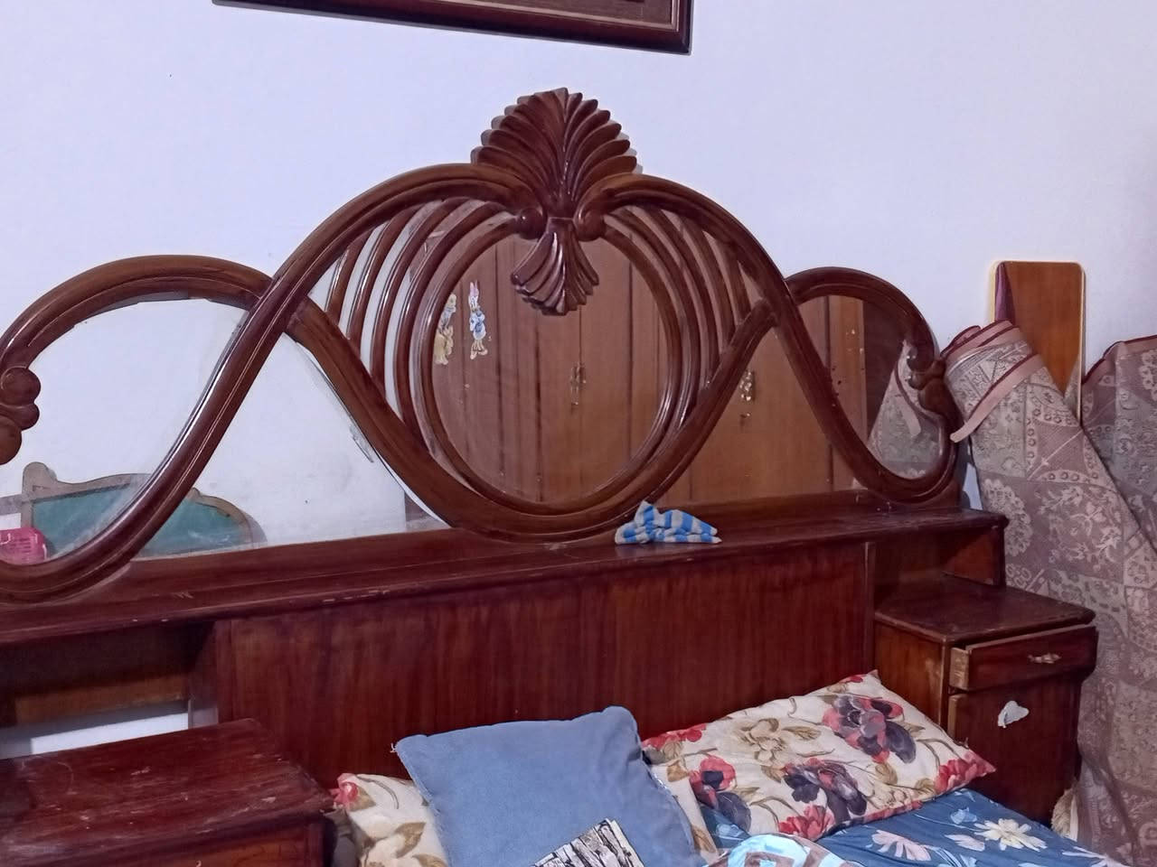 غرفه لبياع مستعمل بدون ميز توليت سعرهه 350 بيهه مجال


**إذا كنت صاحب هذا الإعلان وتريد حذفه لأي سبب، رجاءا أرسل رسالة إلى الدعم الفني**