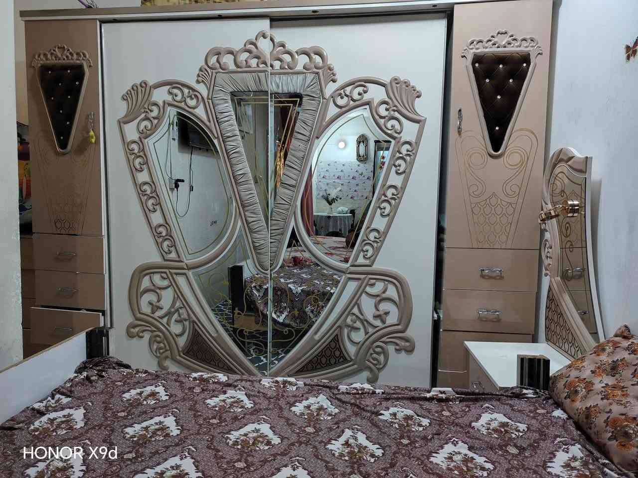 السلام عليكم غرفه تركيه للبيع اخت الجديدة طول الكنتور ٣ أمتار مع ميز طعام وكرسي العنوان بغداد المشتل مابيها كل نقص


**إذا كنت صاحب هذا الإعلان وتريد حذفه لأي سبب، رجاءا أرسل رسالة إلى الدعم الفني**