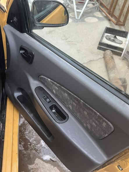 طيبه 2015 سياره بيها جاملغ وبنيد ابدل فقط ضربه حيل خفيفه وغراض شركه أصليات تخم تاير سياره جاهزه مكينه وكير خير من الله سياره جاهزه كبل الشغل السعر 38 وبيها مجال شي قليل كبل الشغل جاهزه وسياره مامتعوبه بيها خيط بخار قليل الستفسار *********** مكانها بغداد
