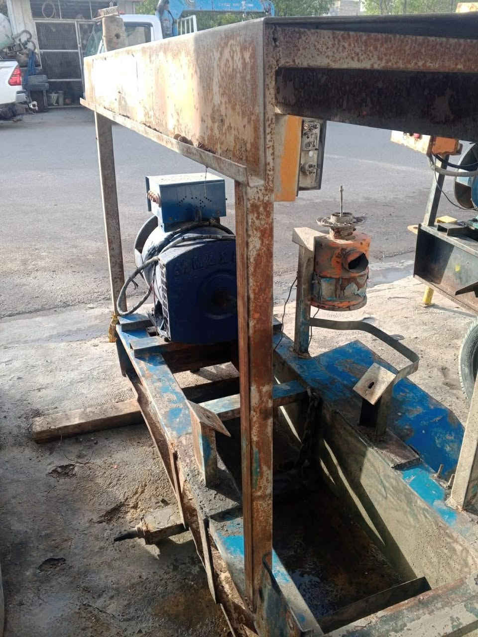 السلام عليكم ٢٧٠١ عاطلة كاملة هيه وتفرعاتها العنوان بغداد البلديات اتصل على الرقم وسهلة ***********بي واتساب مكلف بالنشر
