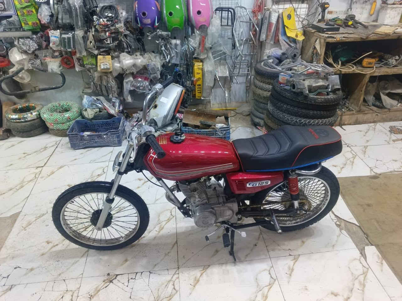 سلام عليكم دراجه كلك كفاله السعر 325وبيهة مجال حك الجية العنوان كوفه شارع المطار القديم ***********
