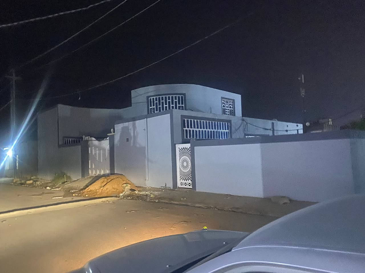 بيت للبيع برضويه ثانيه المساحه 400 متر خلف بيت عقيل دعمي ثاني بيت عن شارع العام الاستفسار اتصال على رقم ***********
