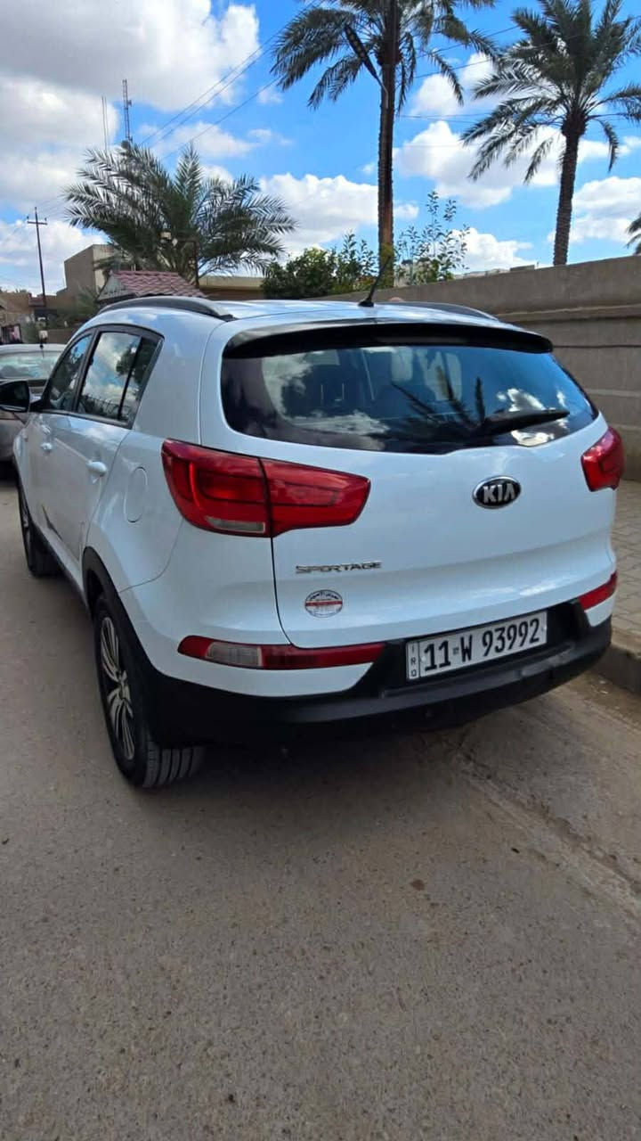 سبورتج 15 خليجي كفاله عامه من الفتح والصبغ والتبديل كير ومكينه على الشركه تخم تاير حداديه جديده سياره نضيفه ومناقصها شي السعر 163وبيها مجال مكاني بغداد المحموديه ***********
