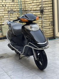 سبيسي ياباني الدراجة كلها بلاد كفراتها الاصلية مستعجل على بيعتها السعر...