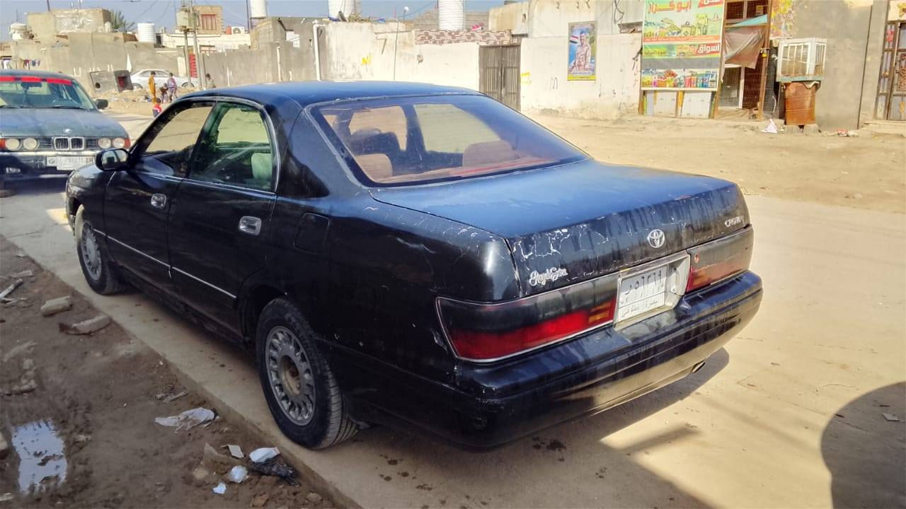 السلام عليكم بطه منفصل كير جديد مكينه بس من شغل سياره يطلع دخان وتكطع من تحمه تخم تاير دواخل نظيفه حداديه وره نظيفه بس امامي سياره بسمي رقم بصره مشروع وطني ٤٥بيه مجال مكفوله من الكص ***********
