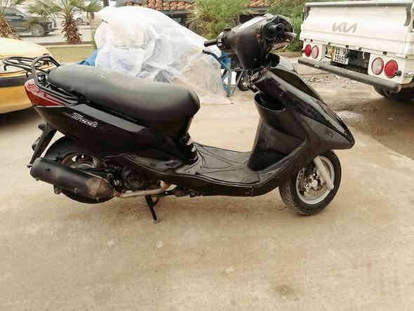 السلام عليكم اكزز  ياباني كفالة عامة المكينة برغي ما مفتوح بيهة كفرات اصلية شلعة معدل فول كهربائيات كلة شغال اي نقص ما بيهة السعر ٧٥٠ بيهة مجال العنوان بغداد الشعلة جوة جسر الشعلة ***********
