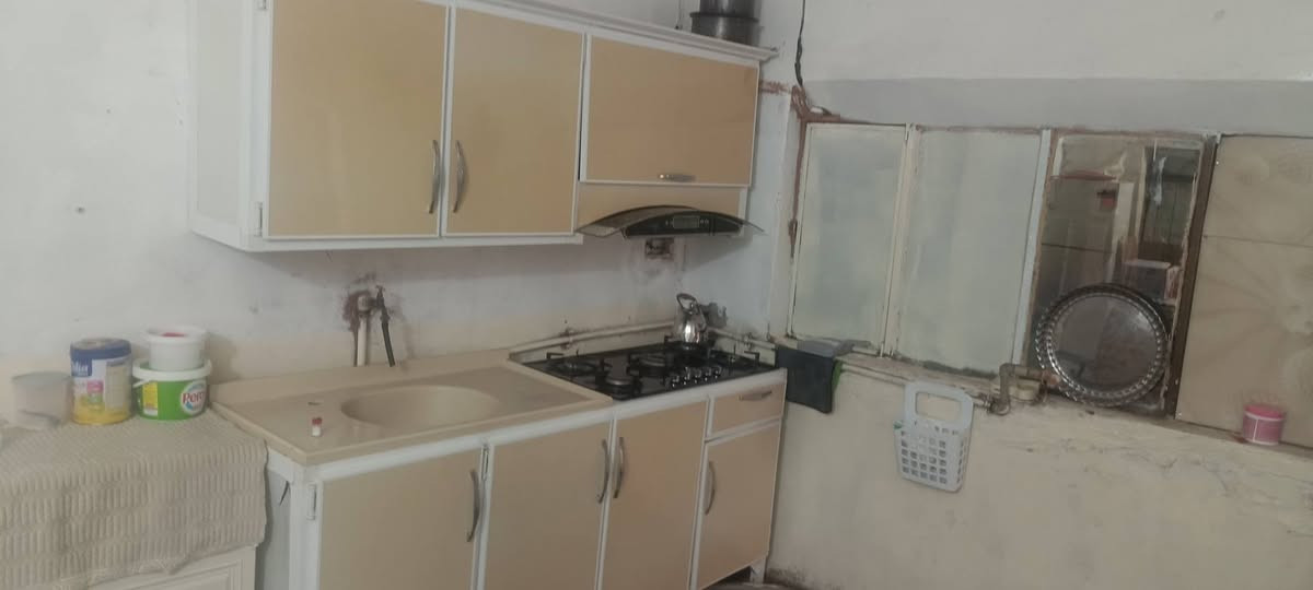 كاونتر للبيع قطعتين سعر خاص او تتصل ***********
