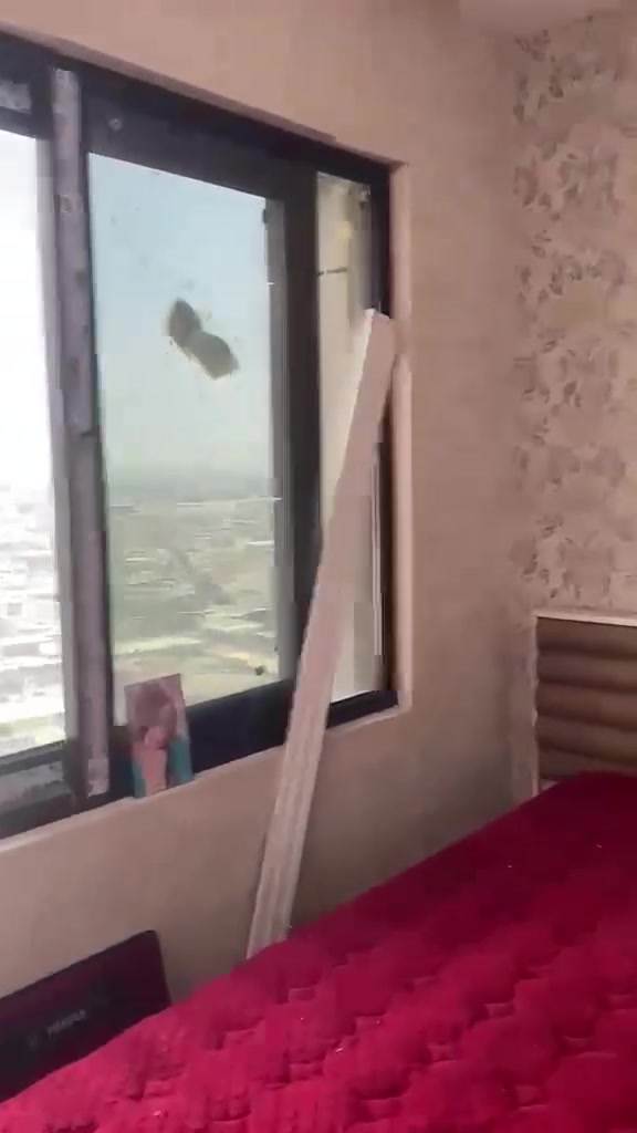 سلام عليكم عندي هاذه الغراض لبيع


**إذا كنت صاحب هذا الإعلان وتريد حذفه لأي سبب، رجاءا أرسل رسالة إلى الدعم الفني**