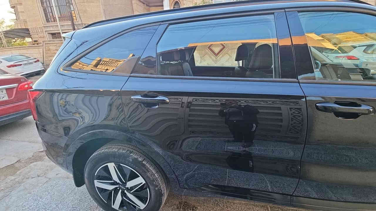 السلام وعليكم
سورنتو  ٢٠٢٣ وارد امريكي ex 
حادثه جاملغ وباب بيهه صبغ جاملغ وبارد بالباب الامامي وشوية من الباب الخلفي صور الحادث بالمنشور  الشواصي واللغود مكفولة
***********
رقم بغداد 
مكان سياره بغداد السيدية
السعر // ٢٥٠

المواصفات 
بصمه + بصمه ابواب 
تشغيل عن بعد 
محرك ٢٥٠٠ تيربو
7 راكب منفصل vip
سايد بريك بصمه 
جنطه كهرباء 
كشنات كهرباء 
رادارات ٣٦٠
حساسات خلفية
اوتو هولد
