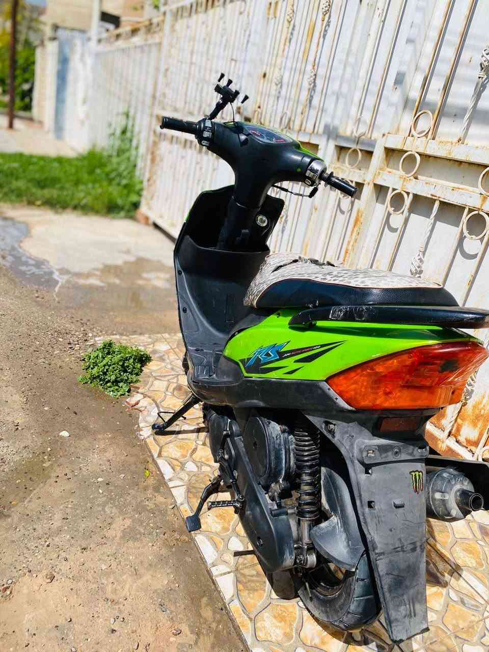 السلام عليكم دراجه للبيع يولد دراجه نضيفه مكينه خير من الله كهربائيات كله شغاله بس لبك لايت نقصه كلوب دراجه 55 شلعه ومعدل وبيها تزويد بسيط للمعلومه كفر تجاري ونقصها بريك امامي
سعرها 525 للاستفسار واتساب *********** مكاني الغزاليه
