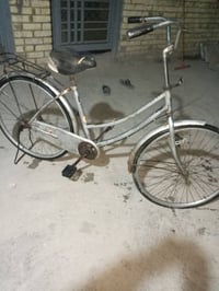 بسكليت • للبيع