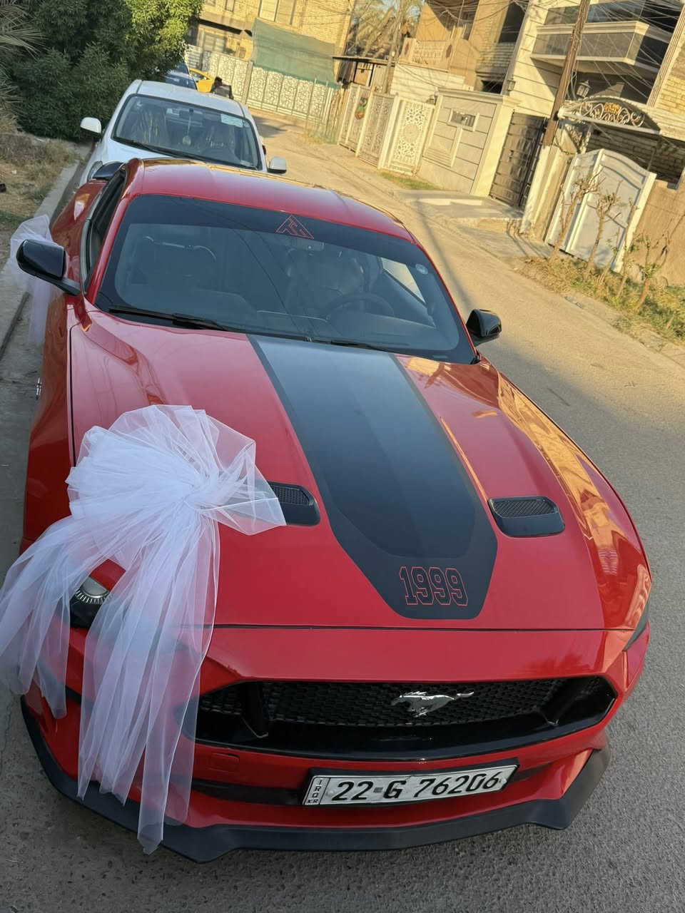 موستنك 2020 حمره 4 سلندر 2300 تيربو رقم اربيل فئة ال 55 يعني فول ماشية 73 الف ميل حادثها جاملغ و بنيد  صبغ جاملغ خلفي يسره صبغ و جاملغ يمنى خلفي و جنطه كلير من الاخير ابيعلك حزام حتى اخلص
 بدون ايرباك و بدون شاصي السياره فول مواصفات كشنات جلد تدفئة تبريد و كهرباء ترحيب ب المري تحكم اللوان الدشبول و الداخل و بعد مواصفات 
السياره نقوصاتها بس ب شكلها الخارجي  يرادلة ترتيبات
السعر ١٣٦ و بيها مجال بسيط و مكان السياره بغداد حي الجامعه و زيونه 
واتساب ***********
