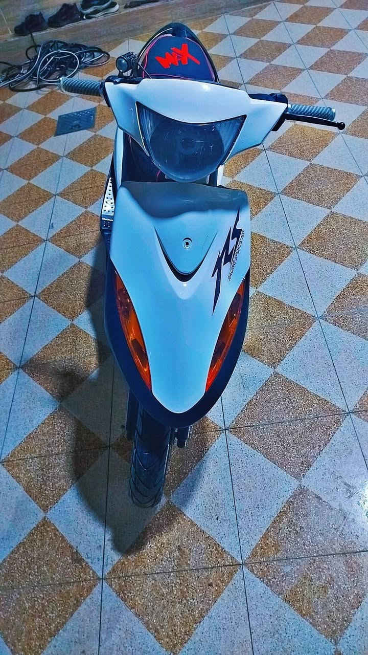 دراجه ماكس للبيع 
سعر  500بي مجال 
*********** واتساب
