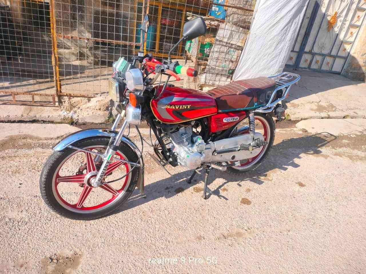 للبيع
دراجه سيفانه موديل 17
 محرك مامفتوحه 
سعر 550
رقمي ***********
