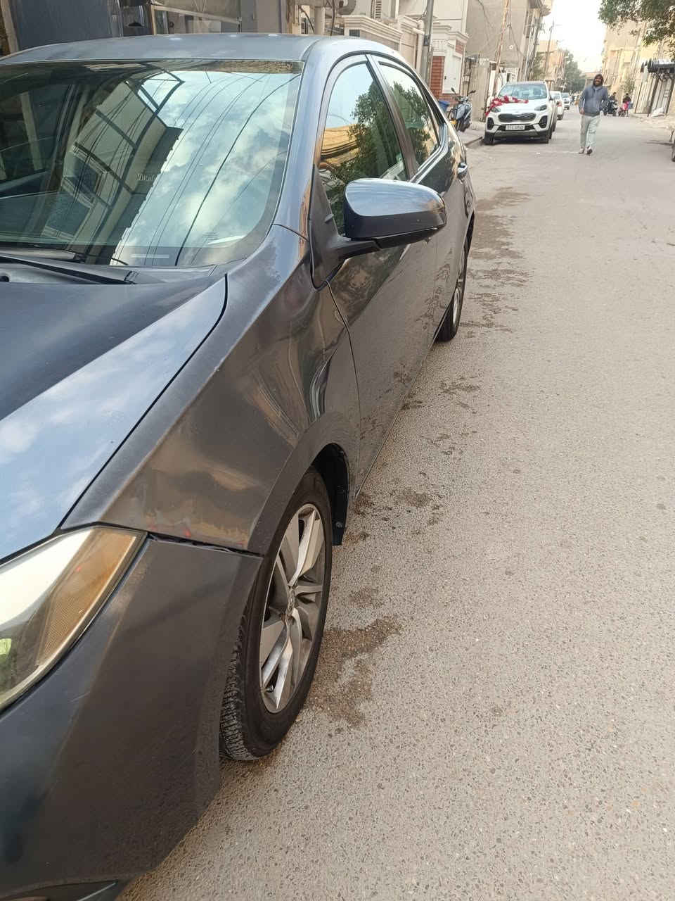 كورلا للبيع وارد امريكي 2014. LE حادث جاملغ فقط ومبدل سياره ماشيه 120 لايتات زينون عالي وناصي مكاني بغداد كير ومكينه مكفول تبريد ثلج سياره كامله وبيهه جراد قماره وقبق الجنطه ويروح ب البوليش تكم مجارده  سعر 115وبيهه مجال ***********
