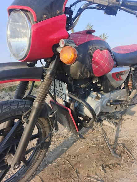 بوكسر رقم وسنويه بسمي موديل 22 مامفتوح لاتبخير ولا تنقيص اخرس مكينه كلش حلوه لسعر مليونين وربع لعنوان هوير شلهه لحجاج ***********
